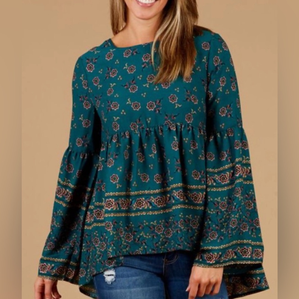 Altar’d State / Floral Bell Sleeve Blouse With V-Neck Back & Tie